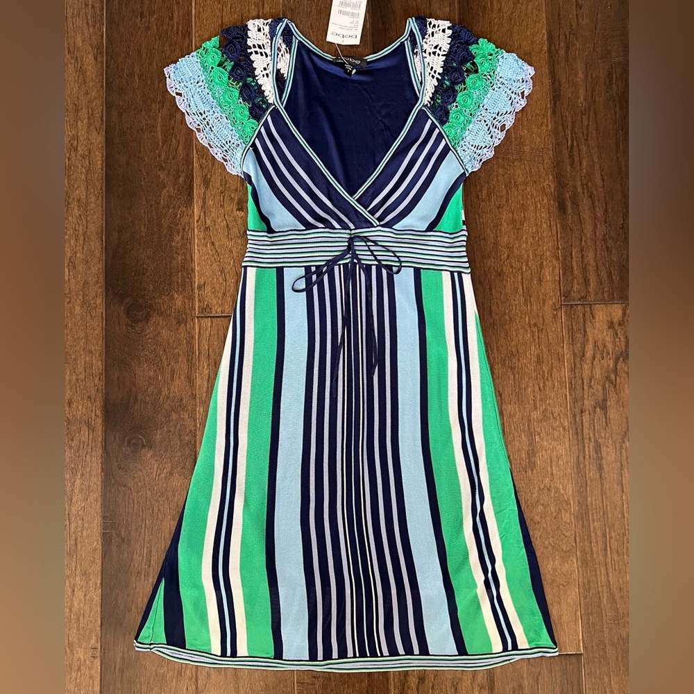 Bebe NWT Crochet Flutter Sleeve Striped Dress Blue Green White Sz S